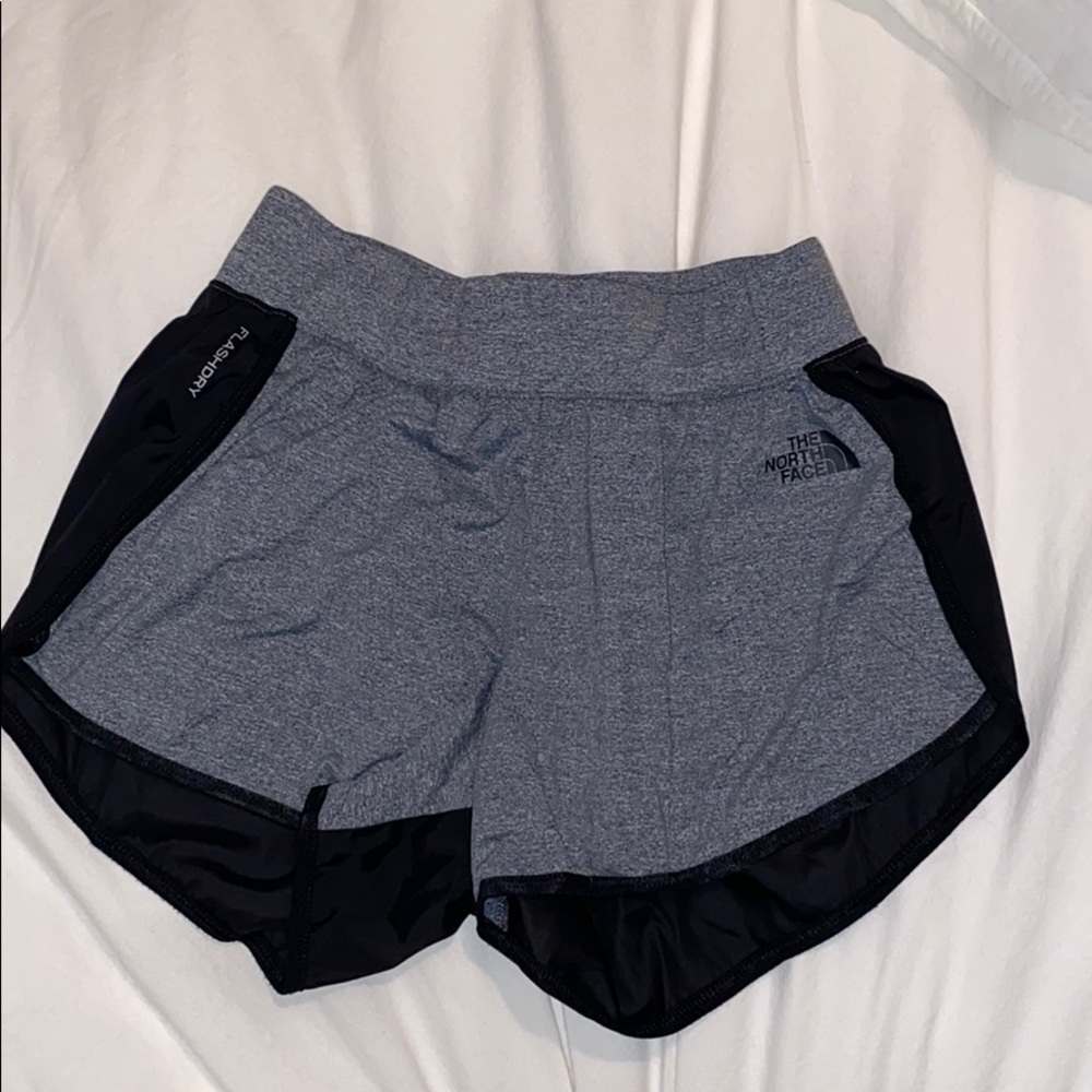 Workout Shorts, Versita